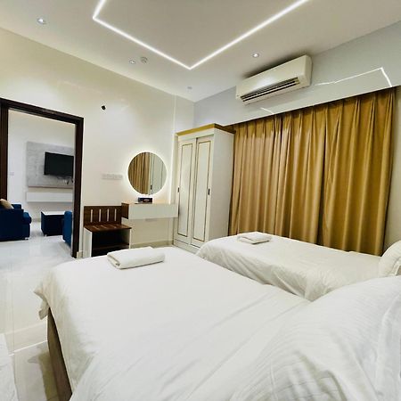 Mabahj Garnatha Hotel Apartments โซฮาร์ ภายนอก รูปภาพ