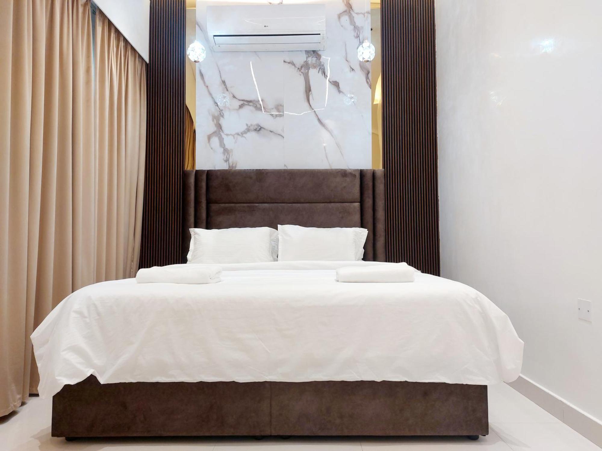 Mabahj Garnatha Hotel Apartments โซฮาร์ ภายนอก รูปภาพ