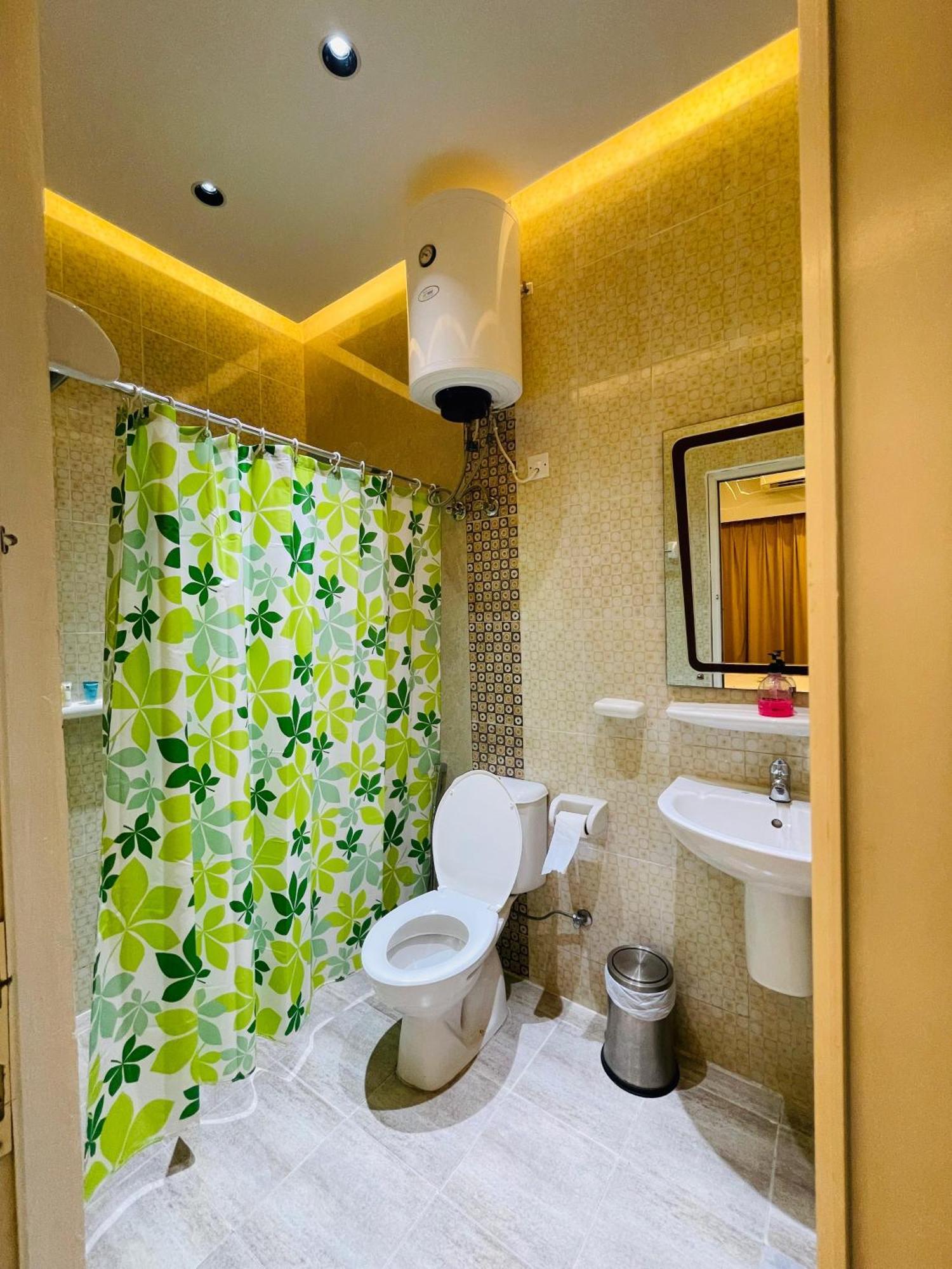 Mabahj Garnatha Hotel Apartments โซฮาร์ ภายนอก รูปภาพ