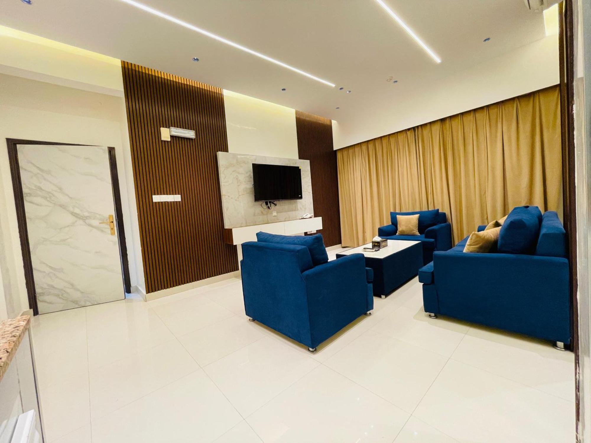 Mabahj Garnatha Hotel Apartments โซฮาร์ ภายนอก รูปภาพ