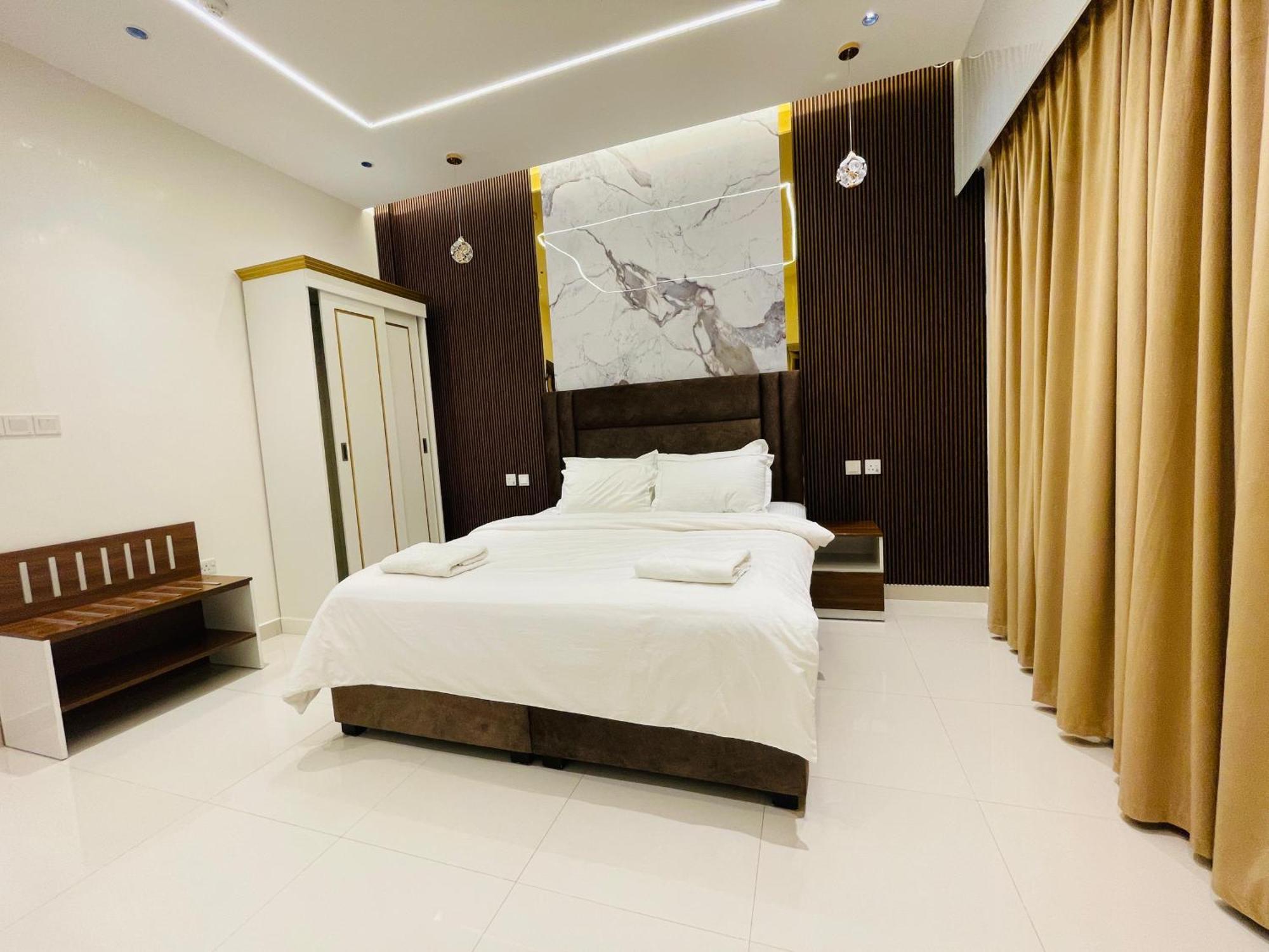Mabahj Garnatha Hotel Apartments โซฮาร์ ภายนอก รูปภาพ